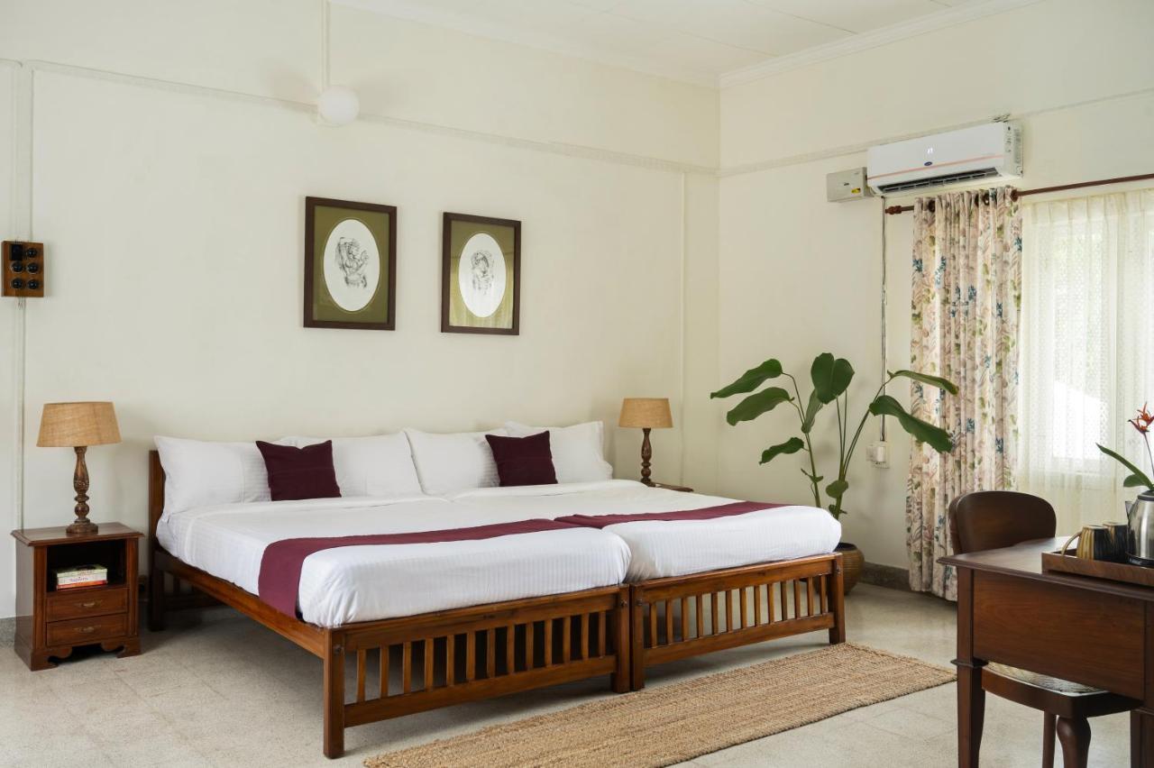 The Sacred Lotus Ayurveda Wellness Retreat Hotell Kochi Exteriör bild
