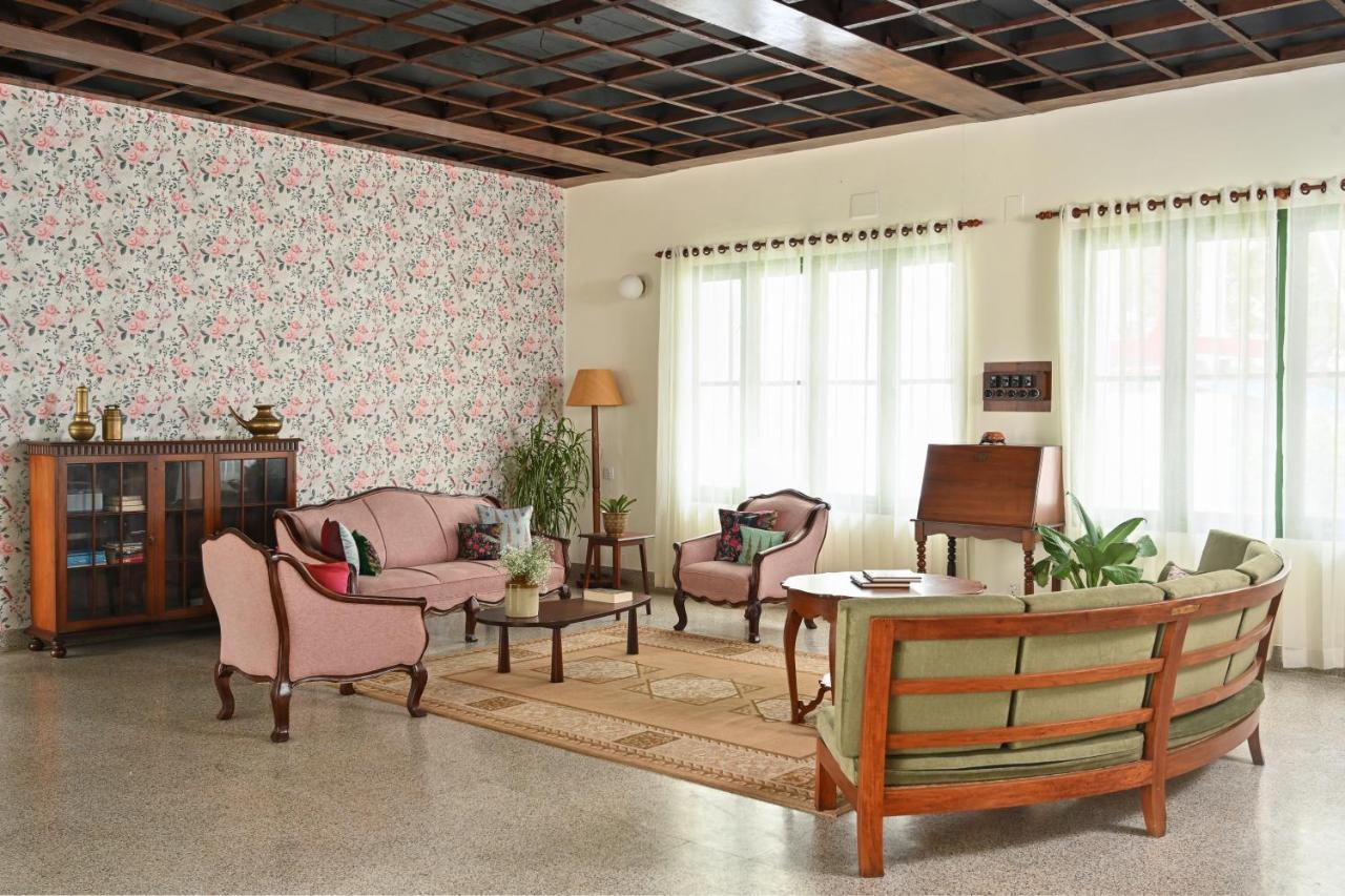 The Sacred Lotus Ayurveda Wellness Retreat Hotell Kochi Exteriör bild