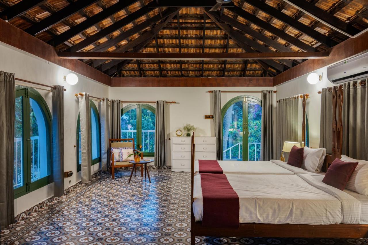 The Sacred Lotus Ayurveda Wellness Retreat Hotell Kochi Exteriör bild
